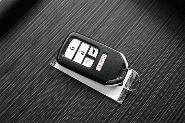 Photo of 2022 Crystal Black Pearl Honda Pilot