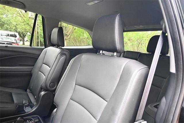 Photo of 2022 Crystal Black Pearl Honda Pilot
