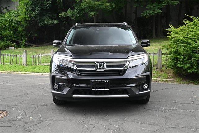 Photo of 2022 Crystal Black Pearl Honda Pilot