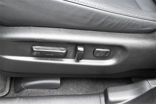 Photo of 2022 Crystal Black Pearl Honda Pilot