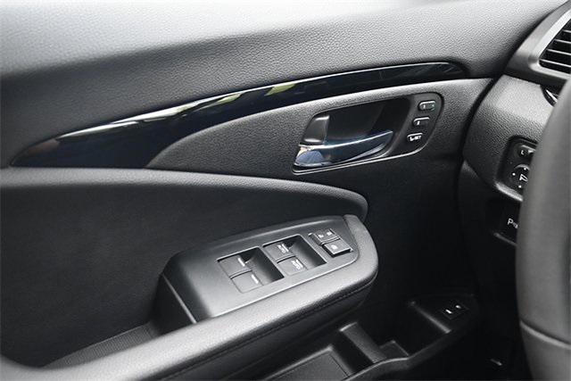 Photo of 2022 Crystal Black Pearl Honda Pilot