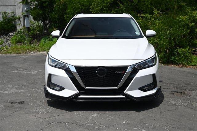 Photo of 2021 Aspen White Tricoat Nissan Sentra