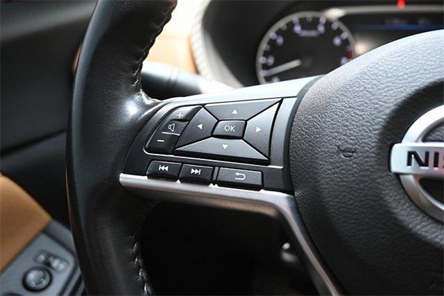 Photo of 2021 Aspen White Tricoat Nissan Sentra