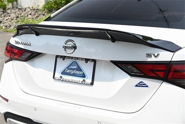 Photo of 2021 Aspen White Tricoat Nissan Sentra