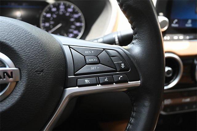 Photo of 2021 Aspen White Tricoat Nissan Sentra
