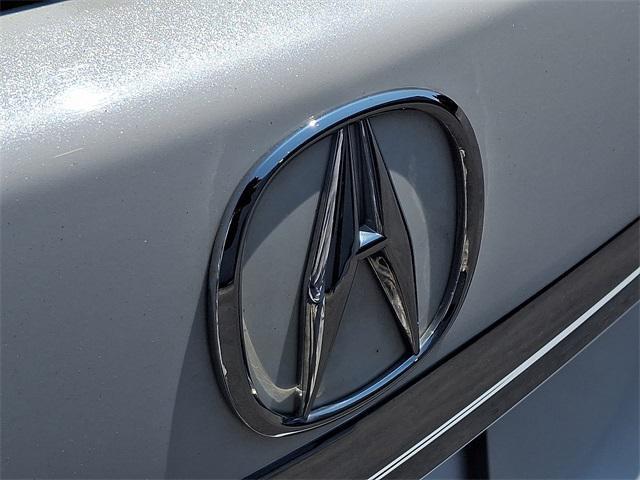 Photo of 2020 pewter gray metallic Acura MDX