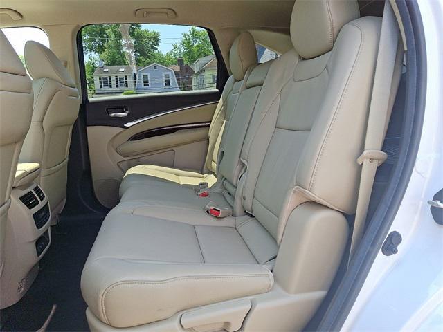 Photo of 2020 pewter gray metallic Acura MDX