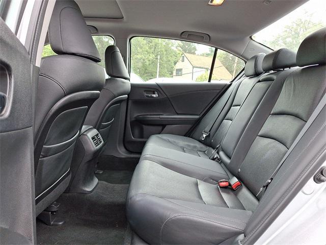 Photo of 2013 Alabaster Silver Metallic Honda Accord