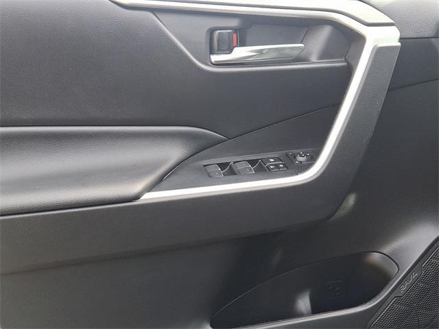 Photo of 2022 Midnight Black Metallic Toyota RAV4