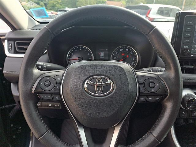 Photo of 2022 Midnight Black Metallic Toyota RAV4