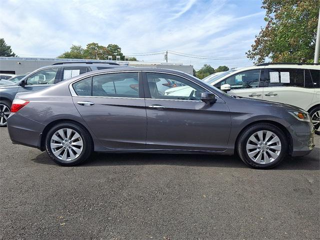 Photo of 2015 Modern Steel Metallic Honda Accord