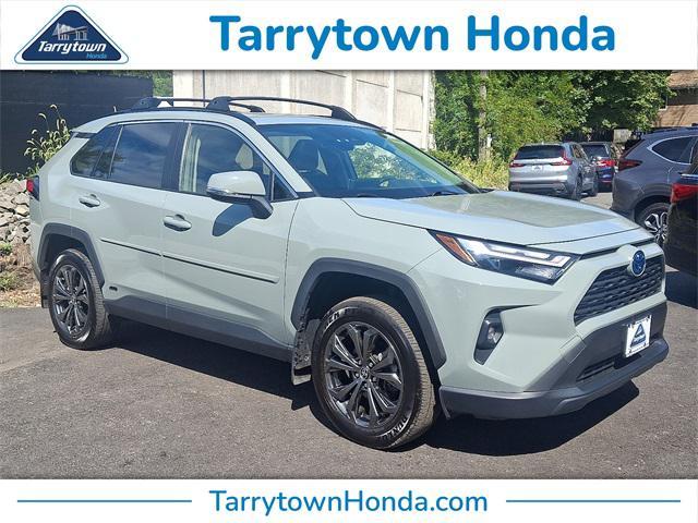 Photo of 2023 Green Toyota RAV4 Hybrid