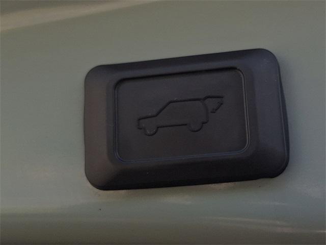 Photo of 2023 Green Toyota RAV4 Hybrid