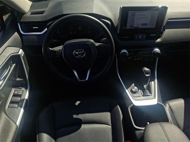Photo of 2023 Green Toyota RAV4 Hybrid