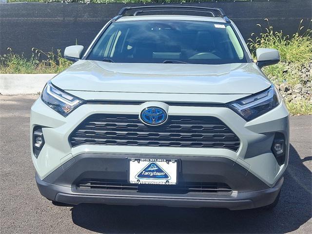 Photo of 2023 Green Toyota RAV4 Hybrid