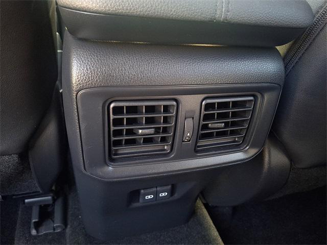 Photo of 2023 Green Toyota RAV4 Hybrid