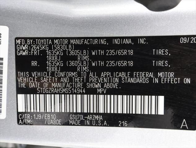 Photo of 2021 Celestial Silver Metallic Toyota Highlander