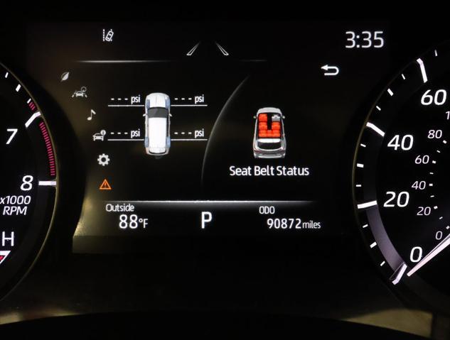 Photo of 2021 Celestial Silver Metallic Toyota Highlander