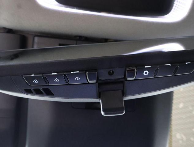Photo of 2024 Gray Toyota Prius