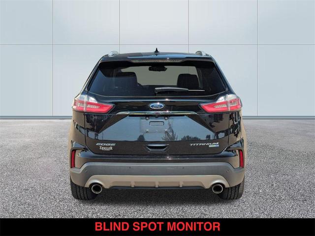 Photo of 2020 Agate Black Ford Edge