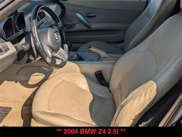 Photo of 2004 Black BMW Z4
