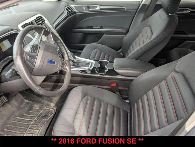 Photo of 2016 Gray Ford Fusion