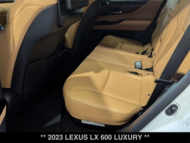Photo of 2023 0085 Lexus LX 600