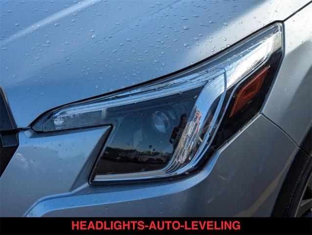 Photo of 2023 Ice Silver Metallic Subaru Forester