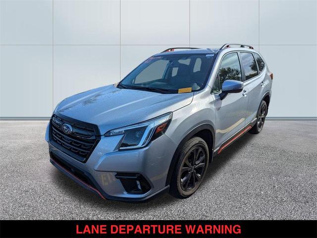 Photo of 2023 Ice Silver Metallic Subaru Forester