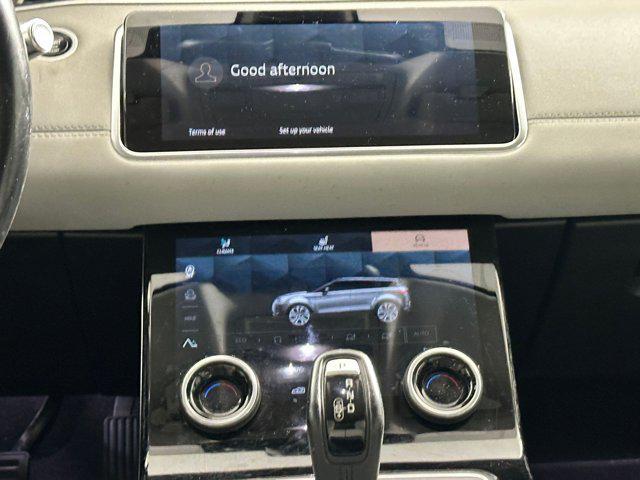 Photo of 2021 White Land Rover Range Rover Evoque