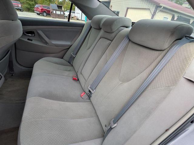 Photo of 2008 Magnetic Gray Metallic Toyota Camry Hybrid