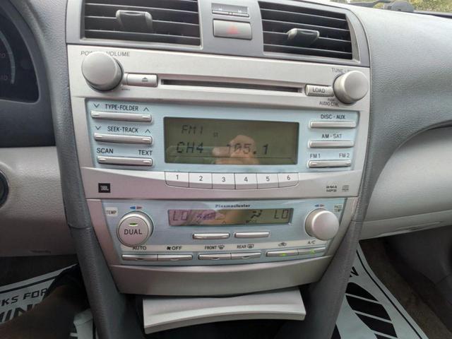 Photo of 2008 Magnetic Gray Metallic Toyota Camry Hybrid