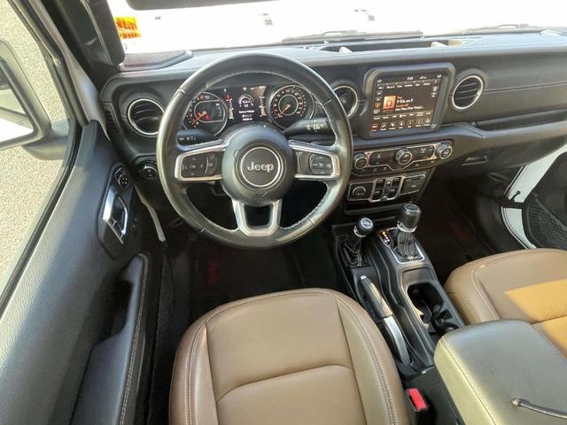 Photo of 2022 Bright White Clearcoat Jeep Gladiator