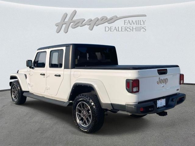 Photo of 2022 Bright White Clearcoat Jeep Gladiator
