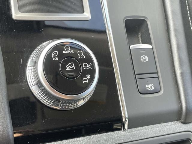 Photo of 2022 Alloy Silver Metallic Mitsubishi Outlander