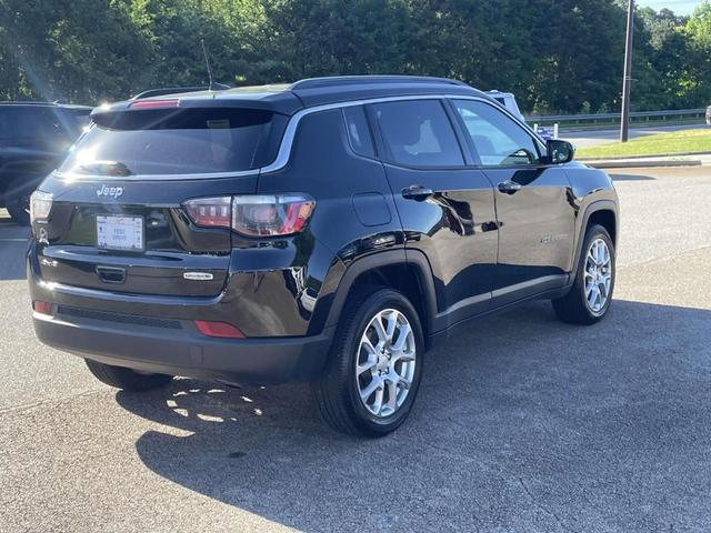 Photo of 2023 Diamond Black Jeep Compass