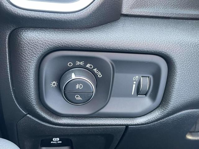 Photo of 2022 Granite Crystal Clearcoat Metallic RAM 1500