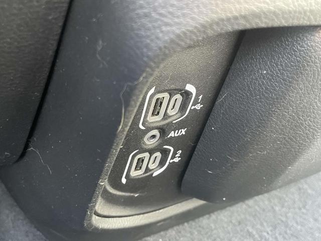 Photo of 2022 Granite Crystal Clearcoat Metallic RAM 1500