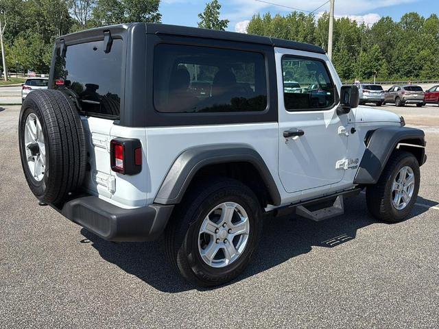 Photo of 2020 Bright White Clearcoat Jeep Wrangler