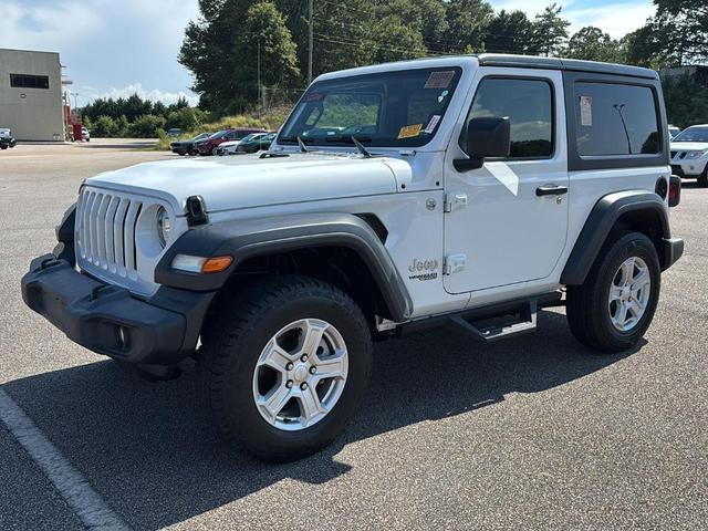 Photo of 2020 Bright White Clearcoat Jeep Wrangler