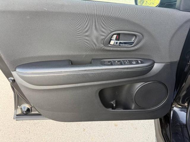 Photo of 2021 Black Honda HR-V
