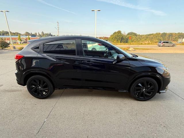 Photo of 2021 Black Honda HR-V