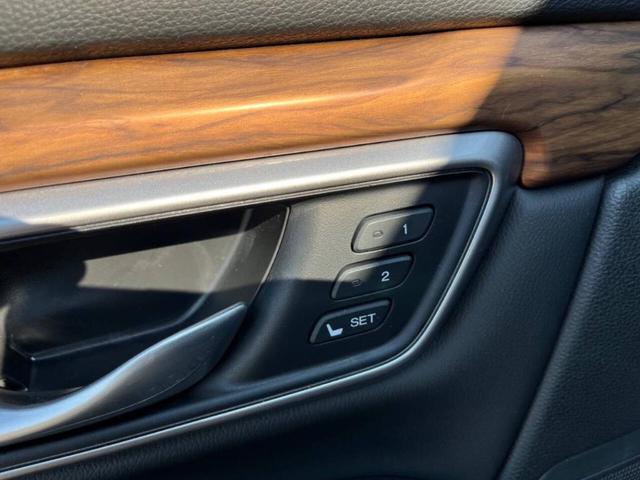 Photo of 2020 Gray Honda CR-V