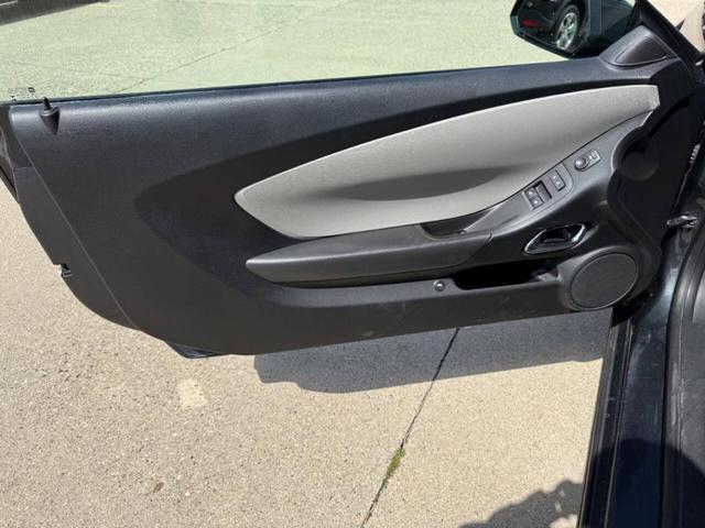 Photo of 2014 Gray Chevrolet Camaro