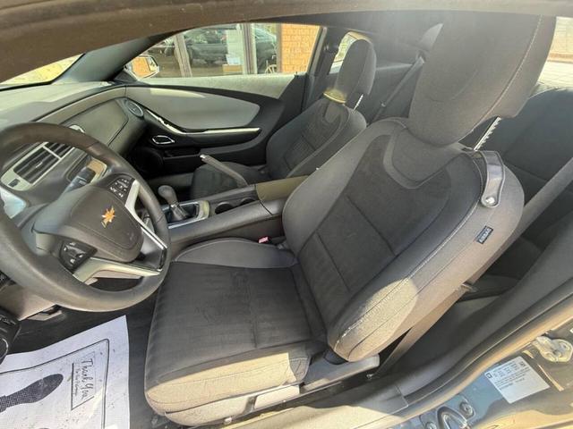 Photo of 2014 Gray Chevrolet Camaro