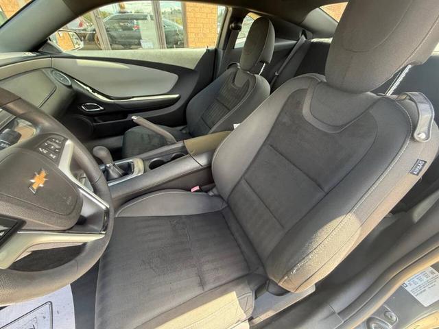 Photo of 2014 Gray Chevrolet Camaro