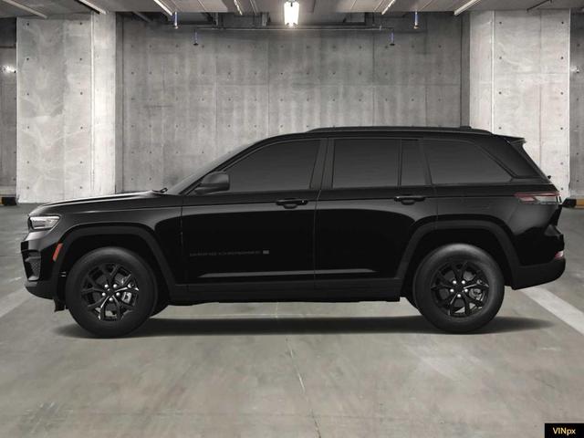 Photo of 2025 Diamond Black Jeep Grand Cherokee