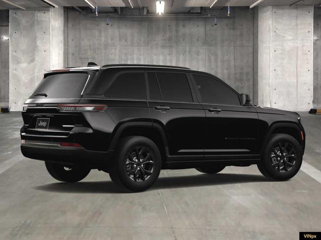 Photo of 2025 Diamond Black Jeep Grand Cherokee