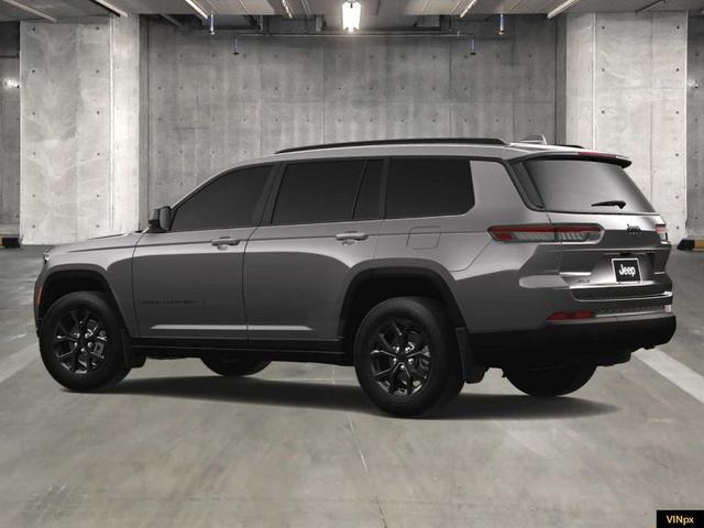 Photo of 2025 Metallic Jeep Grand Cherokee L