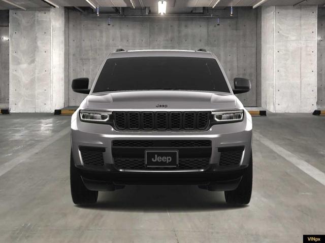 Photo of 2025 Metallic Jeep Grand Cherokee L